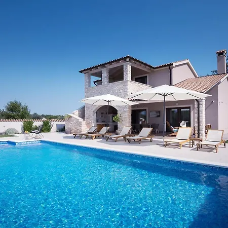 Campi Villa Marčana