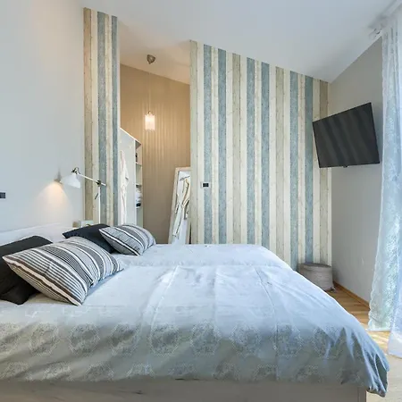 Campi Villa *